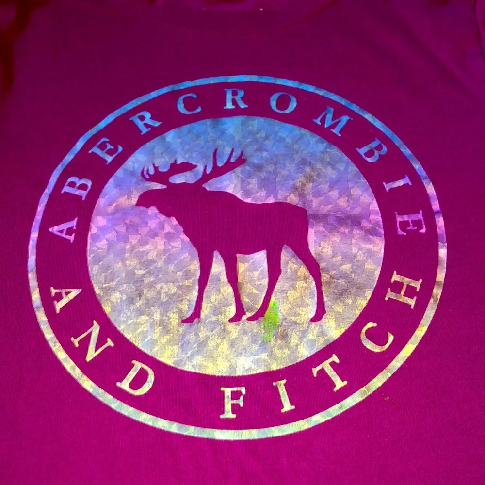 Abercrombie & Fitch short sleeve tee - Picture 2 of 3